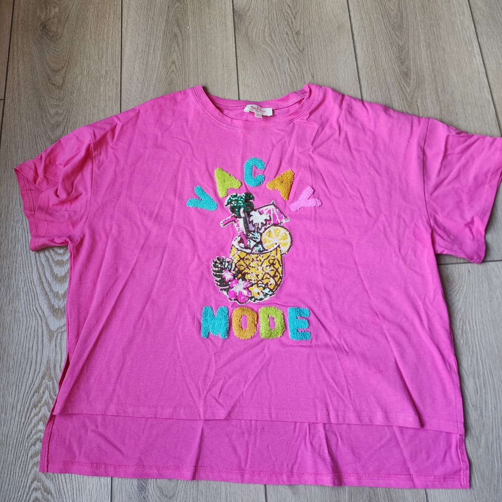 Peach Love California Pink 'Vacay Mode' Pineapple Graphic Tee